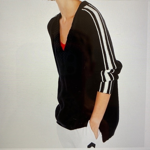 NWT Express V-Neck Boyfriend Sweater Women’s S Longline Tennis Preppy Y2K 90’s - Picture 2 of 10